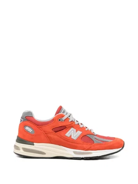 Тениска New Balance бродирана бяло