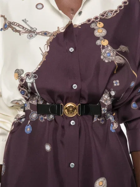 Cu centură rochie tip cămașă Versace de mătase violet