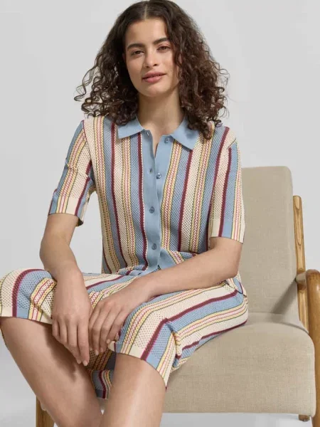 Koszulka polo z dzianiny o kroju slim fit z pełną listwą guzikową Jake*s Casual błękitna