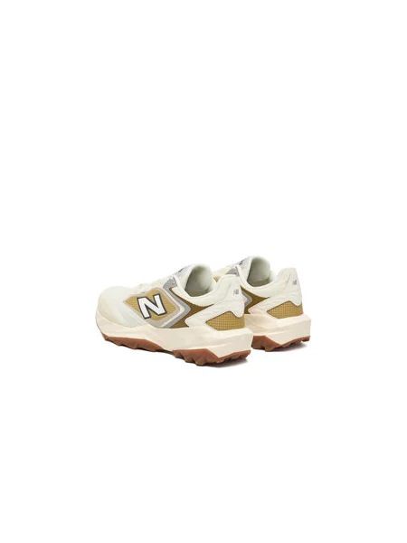 Běžecké boty New Balance béžové