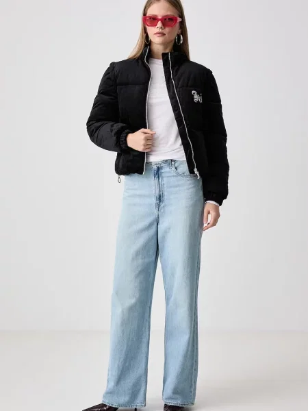 Καπιτονέ γιλέκο Juicy Couture μαύρο