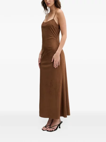 Rochie Bardot din piele de căprioară cu bretele maro