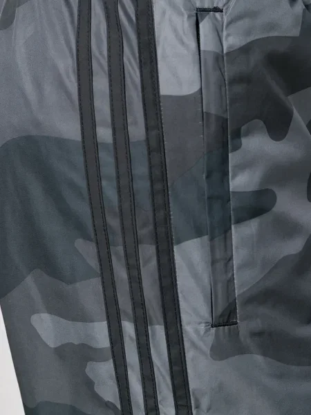 Pantaloni Adidas cu model camuflaj alergare gri