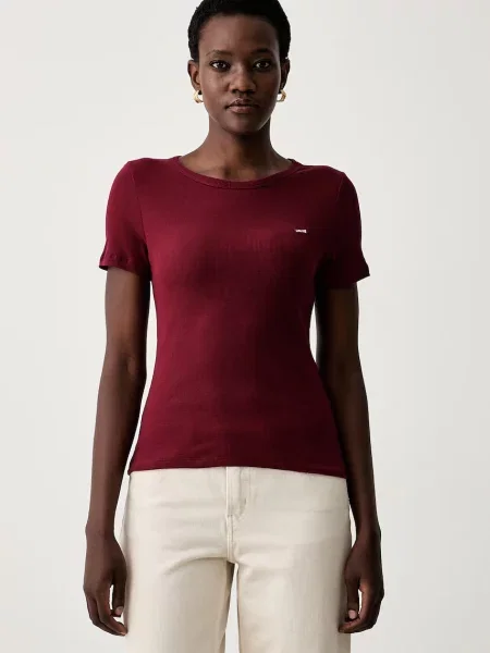 Levi's tričko s HAYES červené