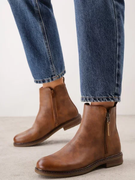 Botine maro