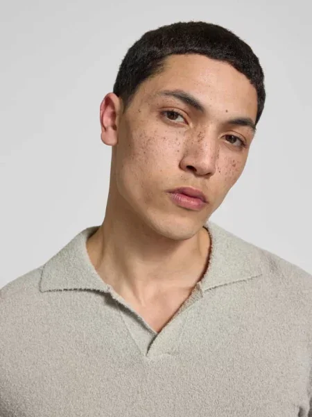 Koszulka polo o kroju regular fit z imitacji dzianiny Closed