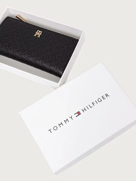Tommy Hilfiger портфейл дамски от имитация на кожа черно