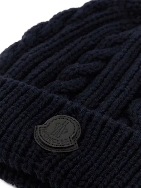 Căciulă Moncler din piele cu autograf albastru