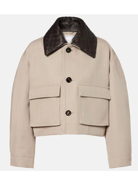 Kurtka skórzana Bottega Veneta o krotszym kroju beżowa