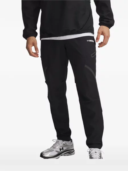 Παντελόνι cargo Under Armour μαύρο