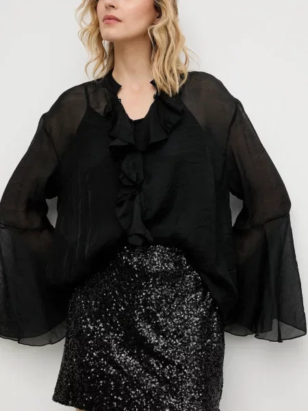 Krilo Answear.LAB črna