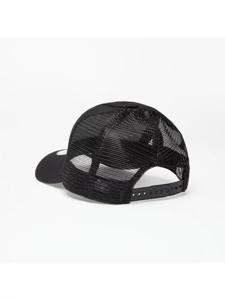 Шапка с козирки New Era черно