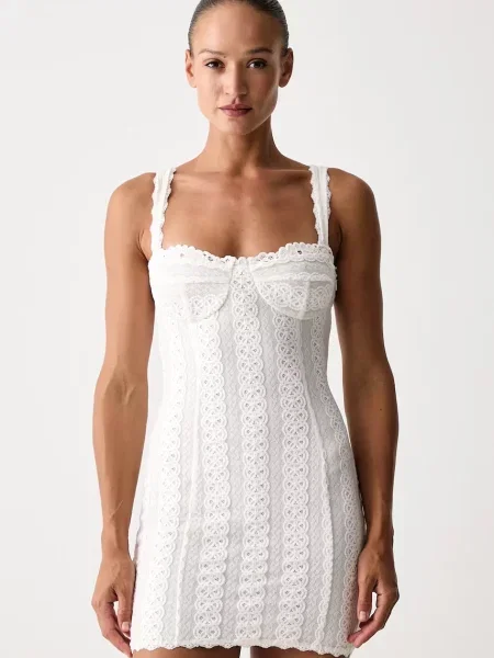 Charo Ruiz Ibiza rochie cu Danira bej