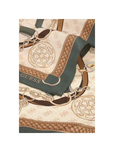 Marama Guess zelena