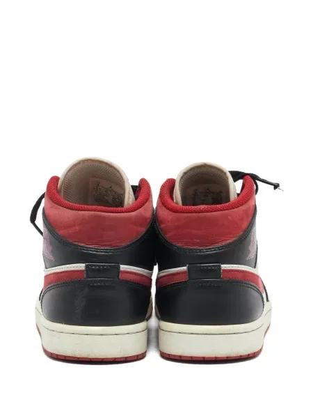 Маратонки Jordan Air Jordan 1 черно