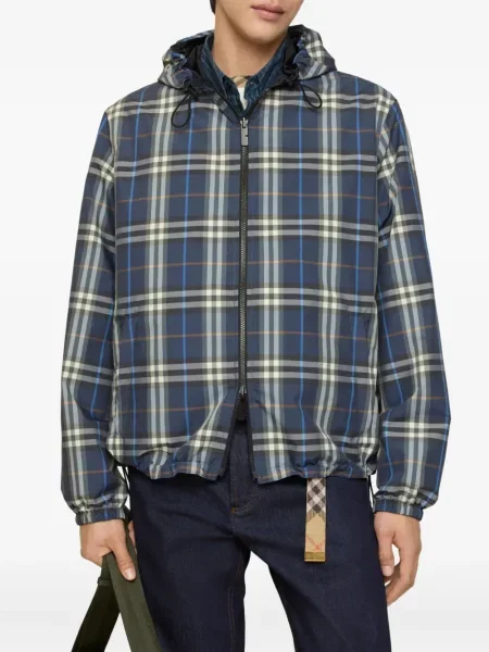 Geacă Burberry în carouri cu glugă albastru