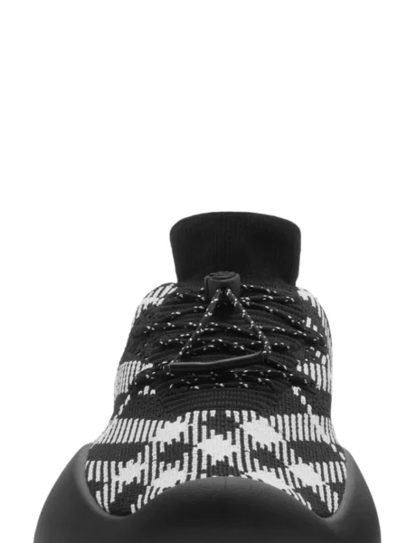 Sneakerși Burberry negru