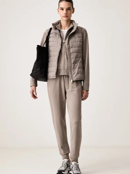 Emporio Armani brezrokavnik s kapuco rjava