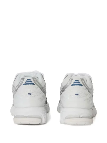 Маратонки New Balance бяло