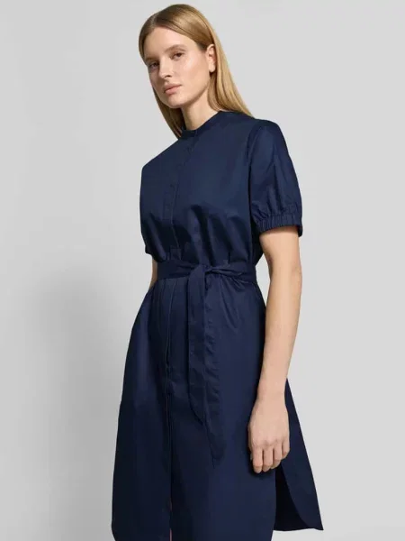 Sukienka ze stójką Fynch-hatton