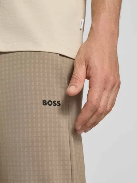 Spodnie o kroju tapered fit z fakturą wafel model TERRACE' Boss Green beżowe