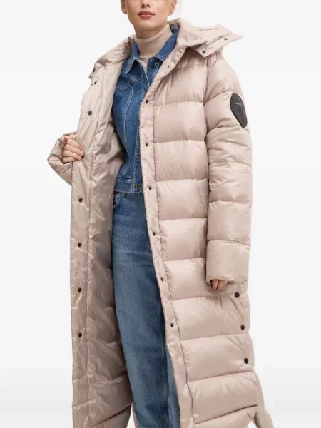 Płaszcz Mmc Studio z kapturem