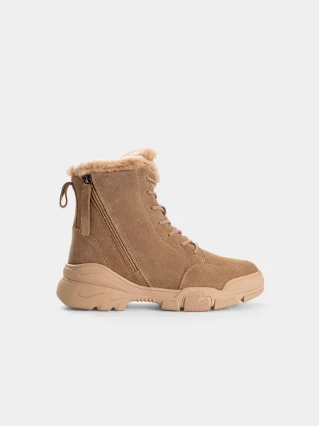 Замшевые ботинки Urban Trace бежевые