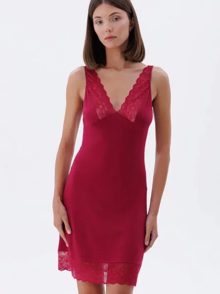 Сукня-сорочка Leinle червона