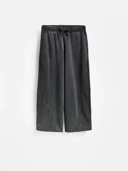 Reserved Pantaloni sport cu conținut ridicat de negru