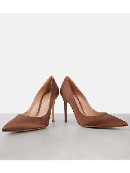Pantofi cu toc Gianvito Rossi din satin maro