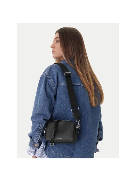 Calvin Klein crossbody kabelka dámska z imitácie kože čierna