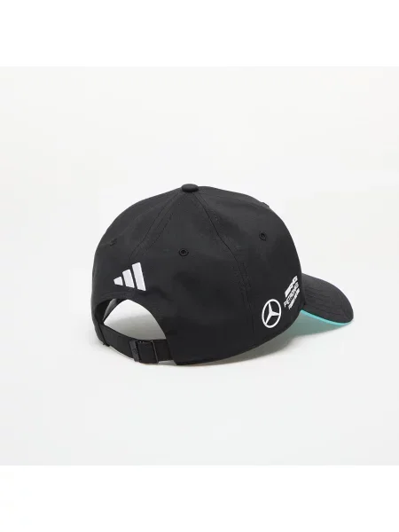 Шапка с козирка adidas x Mercedes с апликация черно