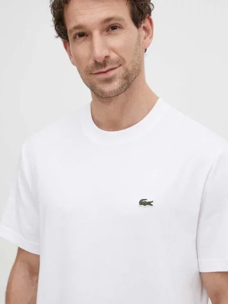Тениска Lacoste бяло с изчистен дизайн