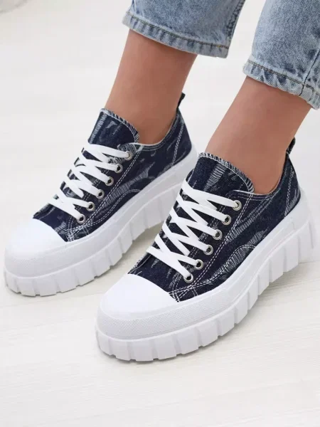 Sneakerși Resti cu platformă alb