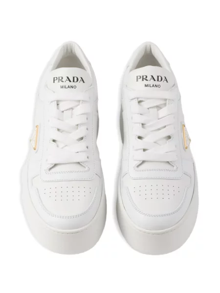 Sneakerși Prada din piele alb