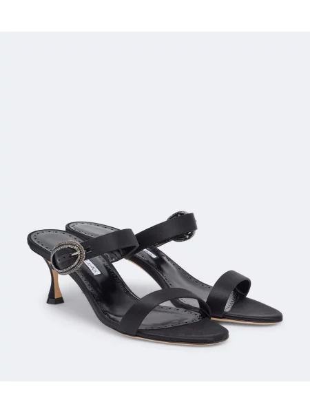 Papuci tip mules Manolo Blahnik din satin negru
