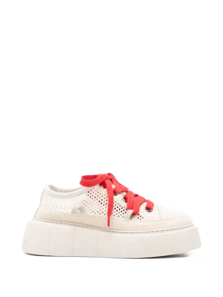 Sneakerși Inuikii