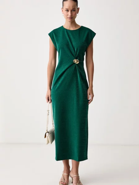 Lola Casademunt rochie verde