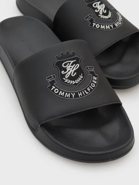 Шлепанцы Tommy Hilfiger черные