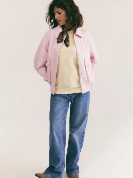 Reserved Tricou din galben-deschis galben