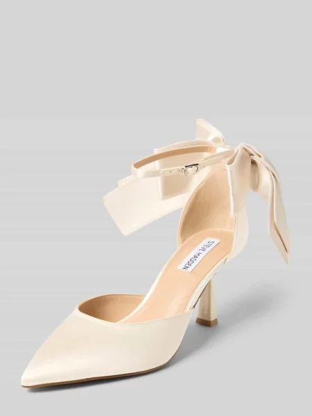 Czółenka z ozdobną kokardą model ‘Fiorela’ Steve Madden biała