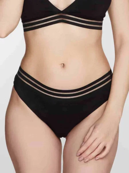 Женские трусики стринг RICA чорні