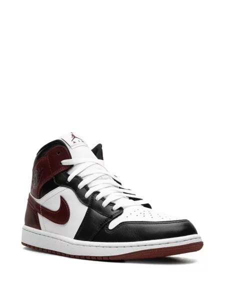 Sneakerși Jordan alb