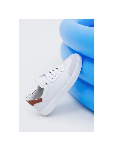 Кеди шкіряні Estro білі