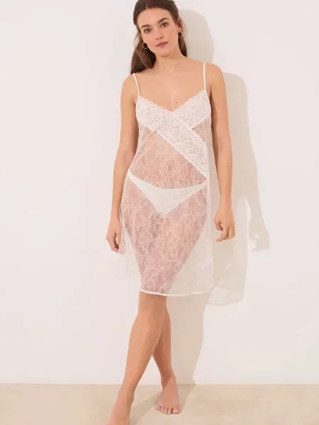 Нощница women'secret дамска от дантела бяло