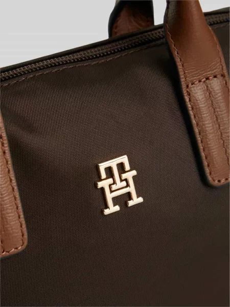 Torba z uchwytem z detal z logo Tommy Hilfiger brązowa