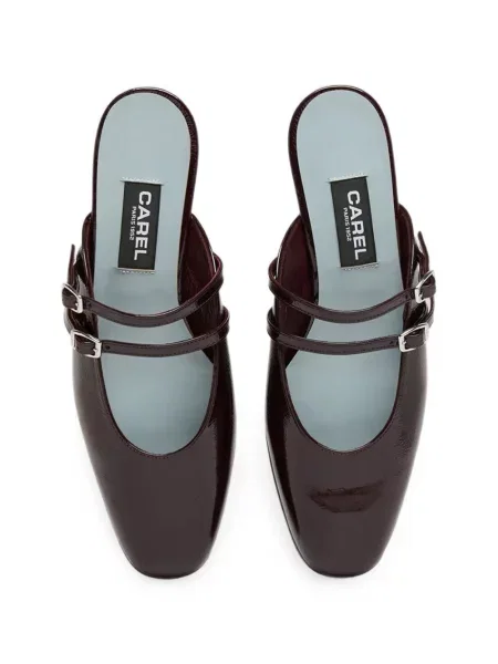 Papuci tip mules Carel Paris din piele de lac maro