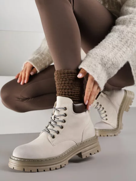 Botine Inny bej