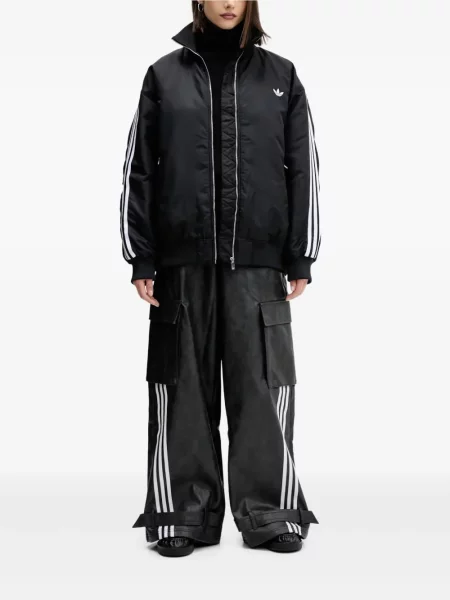 Pantaloni Adidas Campus cu șireturi cu dungi din dantelă roșu
