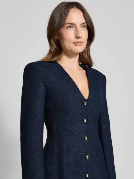 Sukienka casualowa taliowana z dodatkiem model Hugo granatowa